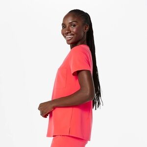 FIGS size M “Basic Set” scrubs in Coral